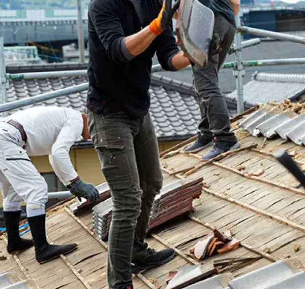 瓦の葺き戻し工事
